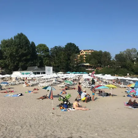 Relax Am Suedstrand Apartment